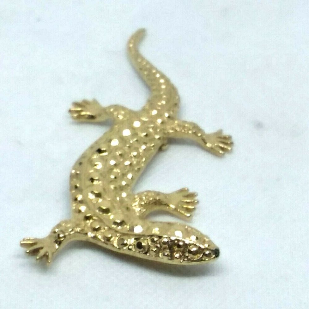 Large Pin Brooch Matte Gold Metal Lizard Gecko